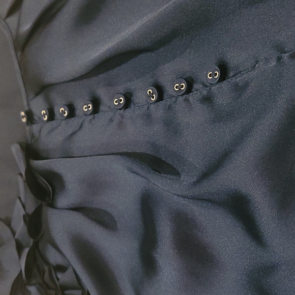 Gap Size XS Top - Picture 4 of 4